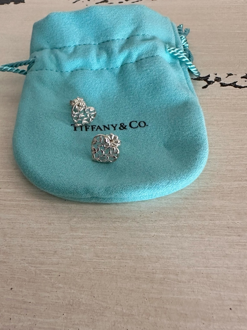 Tiffany heart earrings - Picture 2 of 5